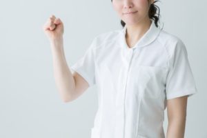 スタッフが自分で成長する「4つの褒め方」