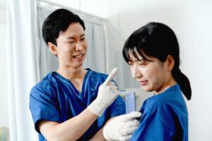 怒らないは古い!新人スタッフの指導方法