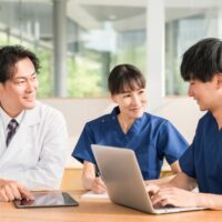 無意識のパワハラに注意～スタッフへの指導方法を考える～　